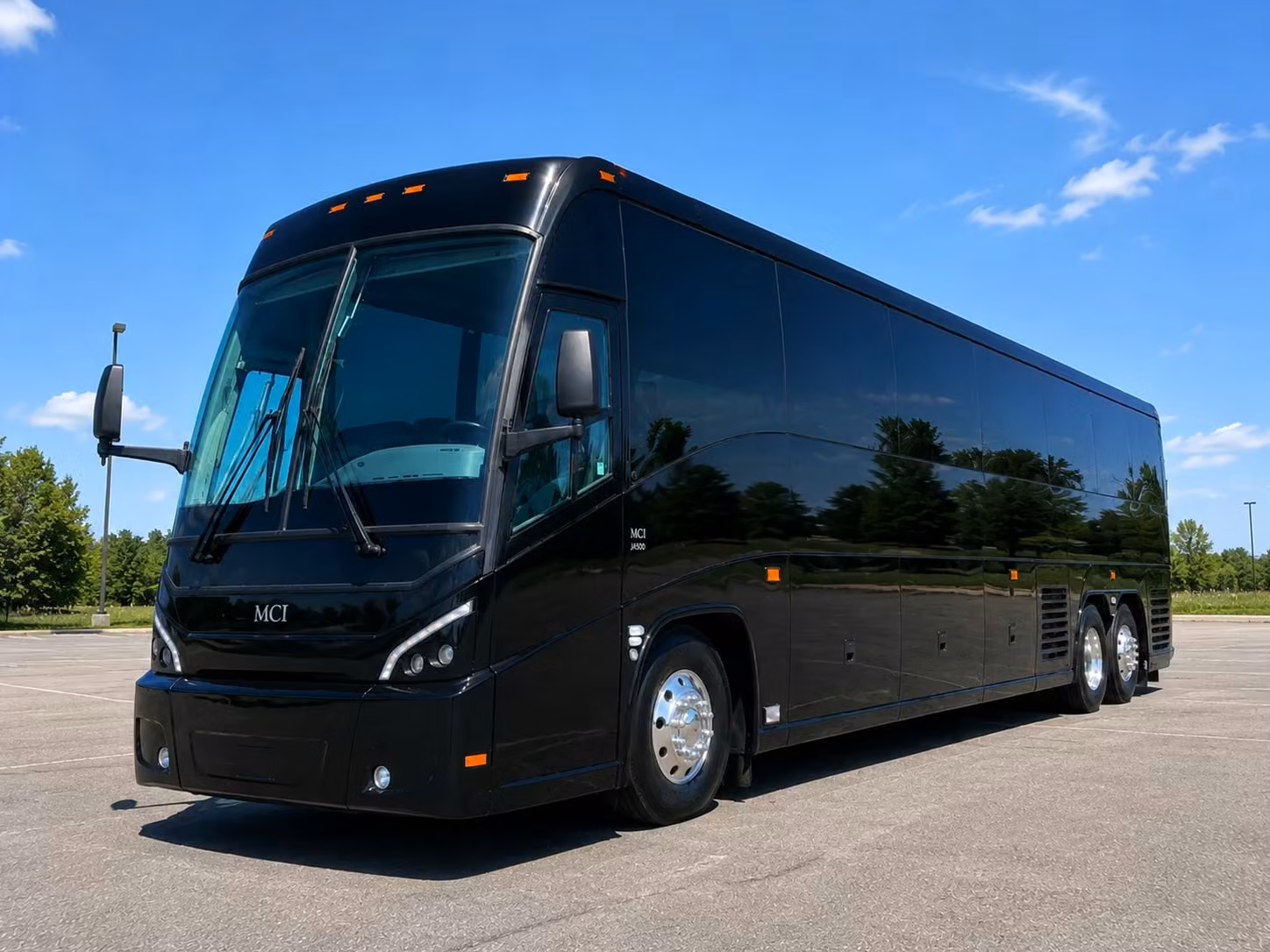 a charter bus to the natural history museum la brea tar pits and cultural institutions near burbank