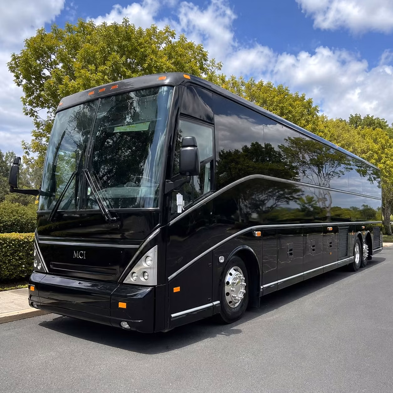 outdoor amphitheater and venue concert transportation near burbank
