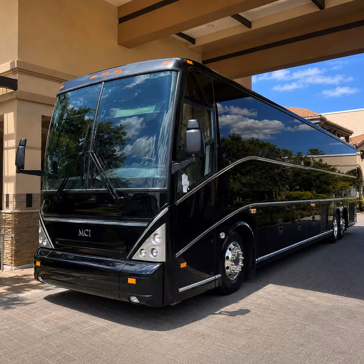 studio and entertainment industry shuttles in burbank are easy to book